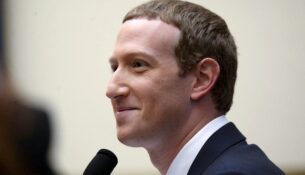 zuckerberg-smiling-060620-01