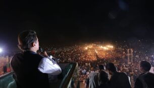 imran-khan-rally-islamabad-270322-03