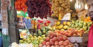 chittagong-fruit-market-230720-01