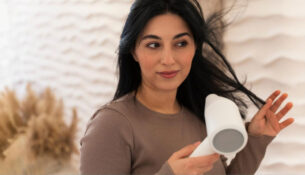 hair-dryer-180126-1768740997